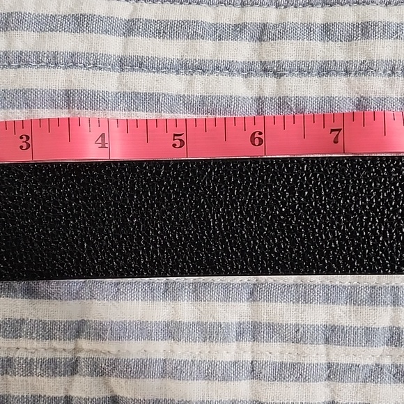 Michael Kors belt.  Sz lrg - Picture 3 of 8